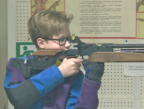 Чемпионат области по пулевой стрельбе стартовал в Калуге