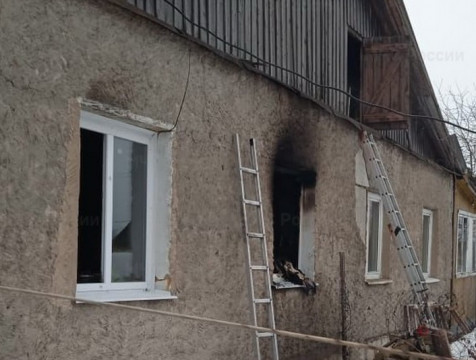 Пострадали люди при пожаре жилого дома в Боровском районе