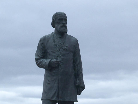 Памятник городскому голове Ивану Ципулину установили в Калуге