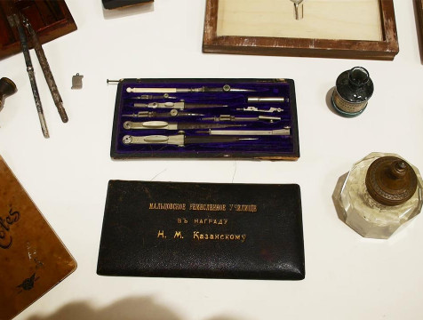 Выставка старинных предметов из частной коллекции открылась в Людинове