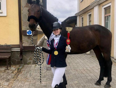 Калужанка победила на Всероссийских соревнованиях по конному спорту