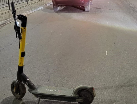 Электросамокат столкнулся с автомобилем на Гагарина в Калуге