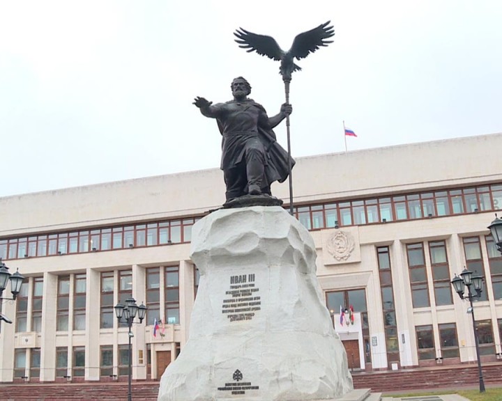 Здание областной администрации-1109.jpg