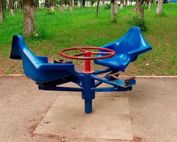 Сломанные-качели0603.jpg