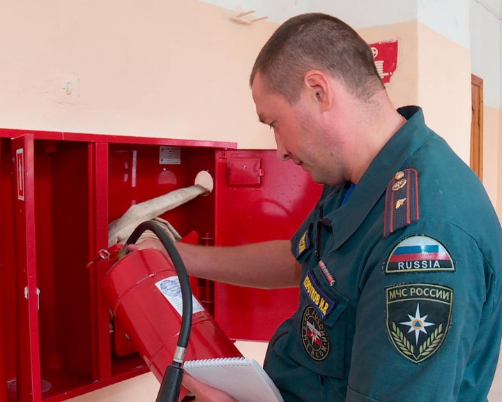 МЧС-проверка-школ0814.jpg