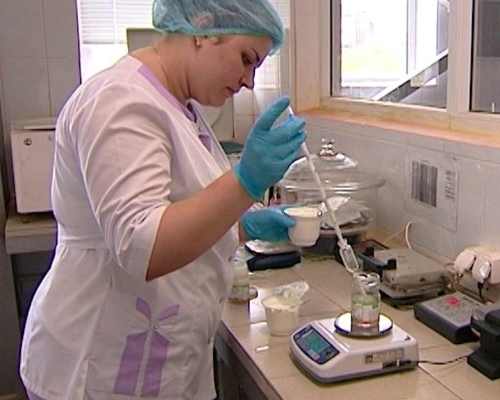Молочка-проверка-лаборатория0807.jpg