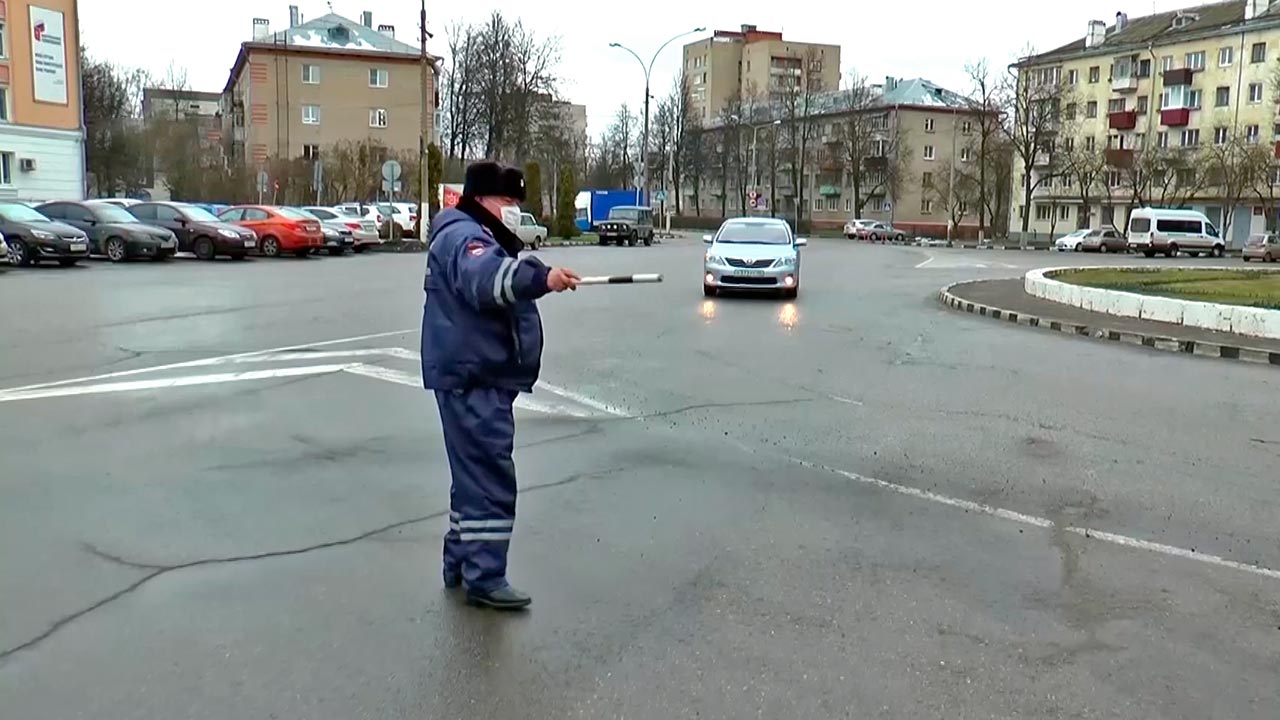 Сотрудники ГИБДД проводят в Обнинске беседы с нарушителями режима