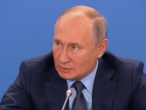 Путин заслушает рекомендации о поэтапной отмене ограничений