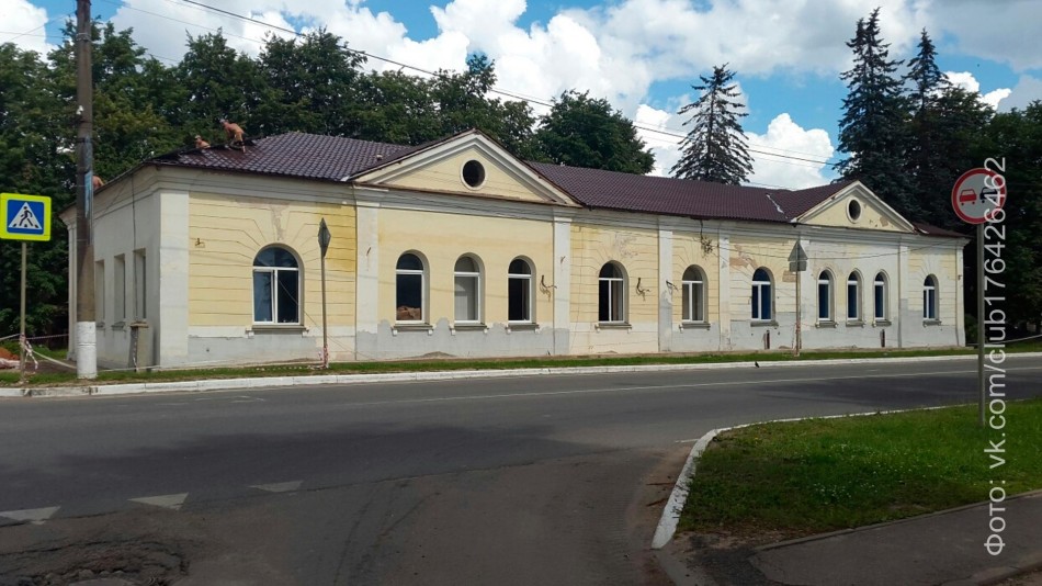 юхнов-здание-ремонт0722.jpg