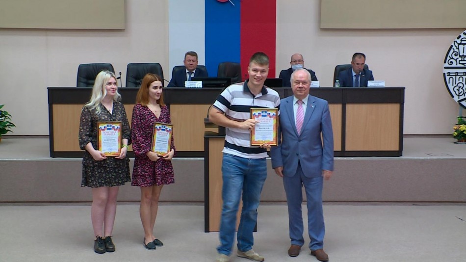 студенты-награды-0902.jpg