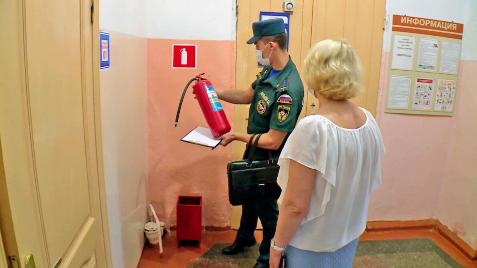 МЧС-проверка-школ-0806.jpg