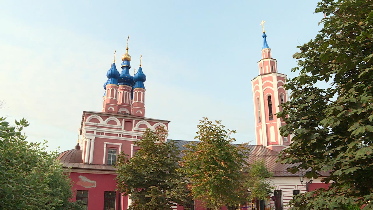 Никитский храм. Никитский храм Калуга. Калуга Никитский храм 8.07.22. Церковь Никиты мученика Калуга. Никитский храм Калуга Матрона.