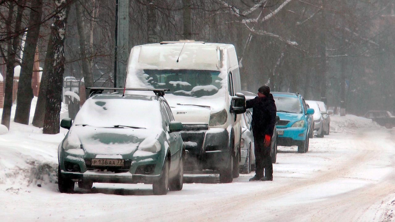 Придет погода. Аномальный снегопад. Аномальные снегопады в России. Снег в Калуге 17 ноября. Холодная погода фильм 2010.