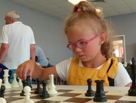 Более 90 юных калужан боролись за Кубок губернатора по шахматам