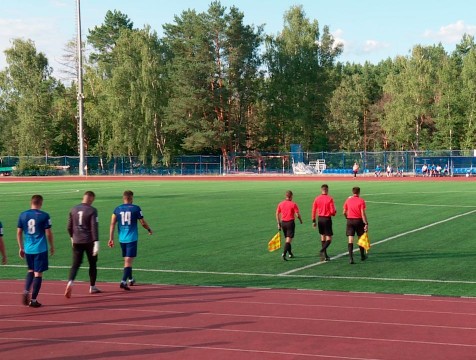 Футболисты Калуги и Брянска сыграли вничью