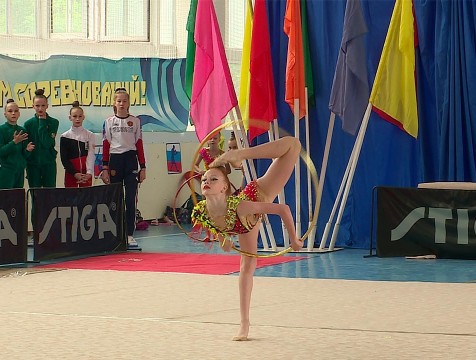 160 гимнасток из Калужской и соседних областей борются за право выступить на всероссийских соревнованиях