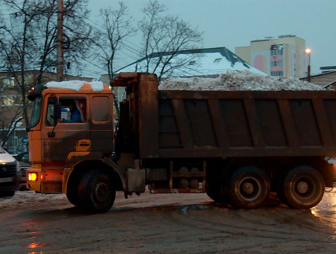 Калужан попросили не парковаться на девяти улицах в ночь на 13 января
