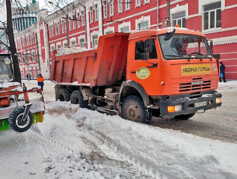 Объем вывозимого снега в Калуге удвоился