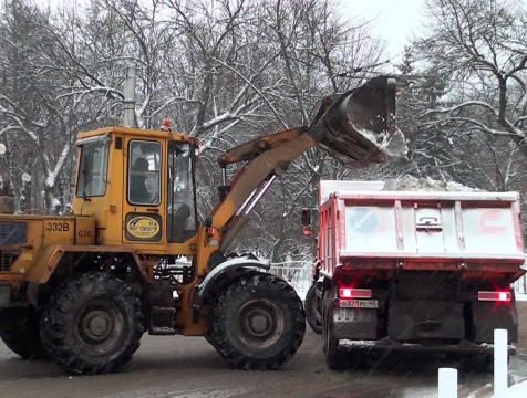 Пять улиц Калуги освободят 20 января от накопившегося снега