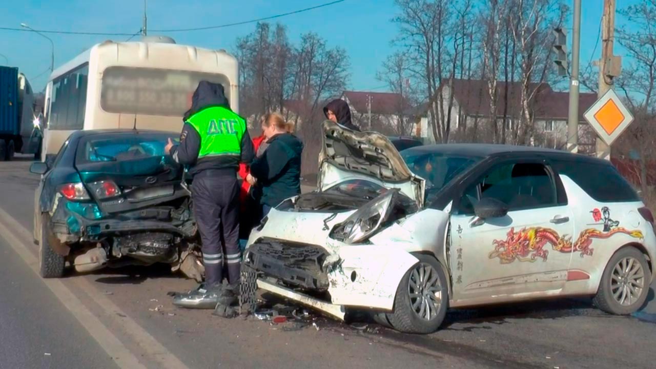 Двое серьезно пострадали в тройном ДТП в Обнинске