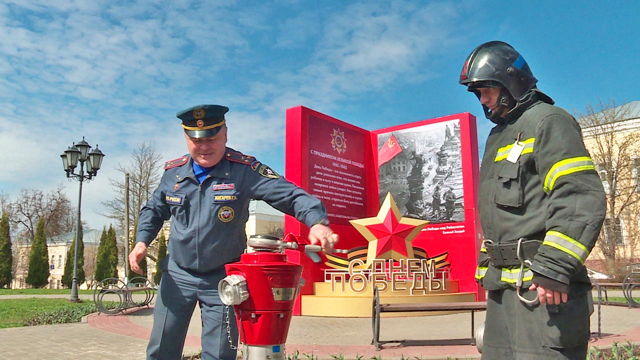 Наружный пожарный. Пожарка Калуга. Пожарка Тульская Калуга. Пожарной охраны день кто установил. Новости Калуги день пожарной охраны.