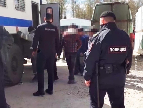 Четырёх иностранцев, нарушивших миграционное законодательство, выявили в Калужской области