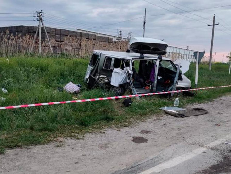 10 калужан пострадали в ДТП с микроавтобусом в Кабардино-Балкарии