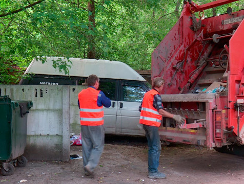 С начала года в Калуге ликвидировали 393 свалки мусора
