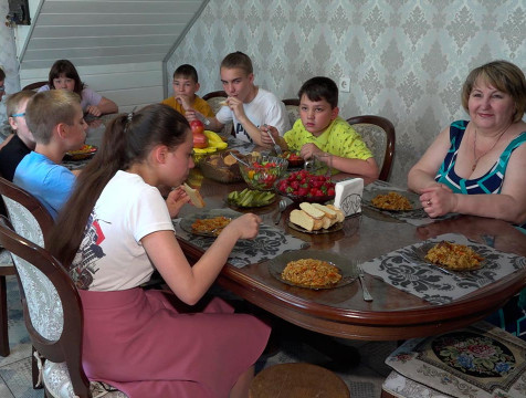 Почти четверть детей региона растёт в многодетных семьях