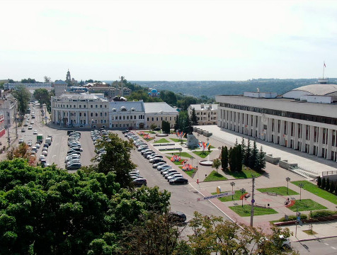 Площадь Старый Торг готова после капремонта на 90%