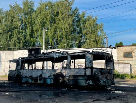 Рано утром в Калуге сгорел троллейбус