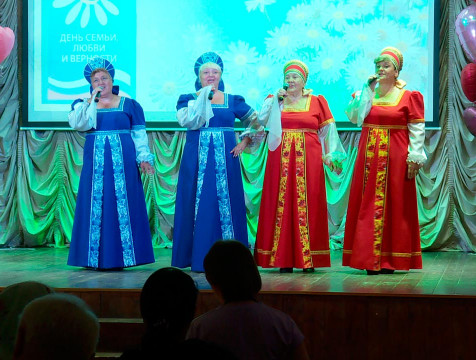 Музыкальный фестиваль «О любви..» прошел в Износках