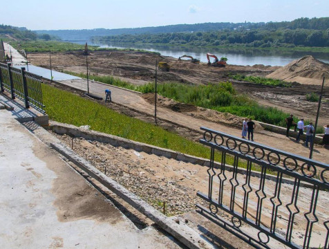 Губернатор призвал поторопиться с благоустройством набережной Оки
