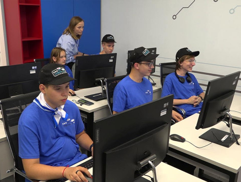 Межрегиональная IT-смена стартовала в калужском лагере 