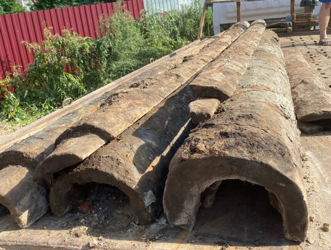 Деревянный водопровод 19 века обнаружили в центре Калуги