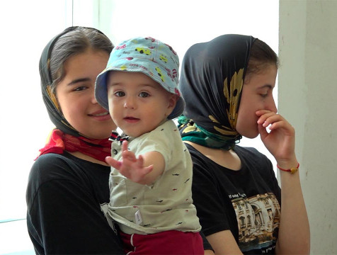 Семья Рашидовых из Калуги воспитывает 12 детей