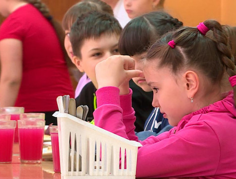 Дети, чьи родители подверглись радиации, получат компенсацию на питание