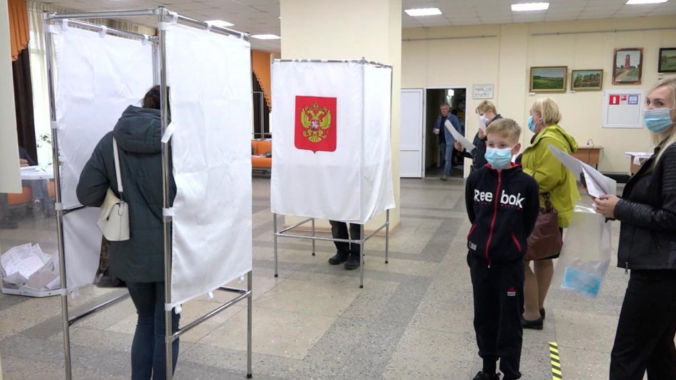голосование-киров-участок0912.jpg