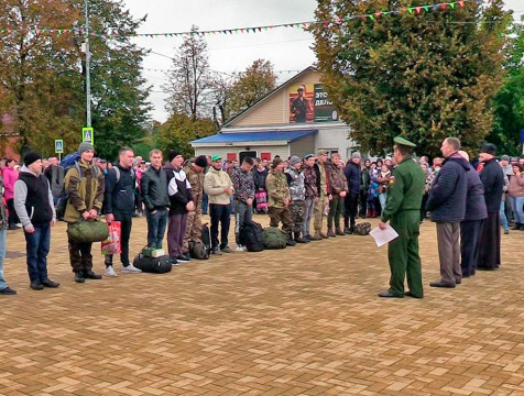 Мобилизованные из Медынского района отправились в учебный центр