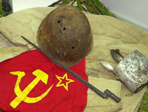 Калужские школьники в Музее Победы представили выставку о подвиге военных корреспондентов