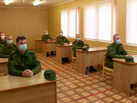 Шапша возглавил комиссию осеннего призыва новобранцев