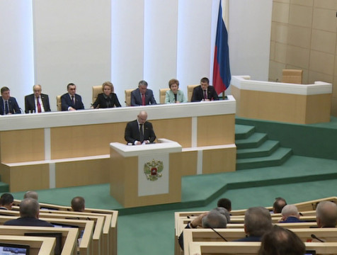 Совет Федерации одобрил законы о вхождении ДНР и ЛНР в состав России