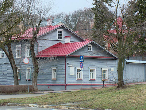 Завершен ремонт фасада дома Циолковского в Калуге