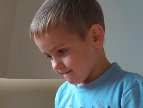 Калужские врачи спасли зрение мальчику из Первомайска