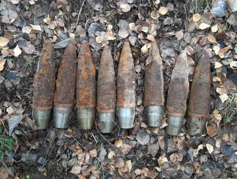 Восемь артиллерийских снарядов обезвредили в Спас-Деменском районе