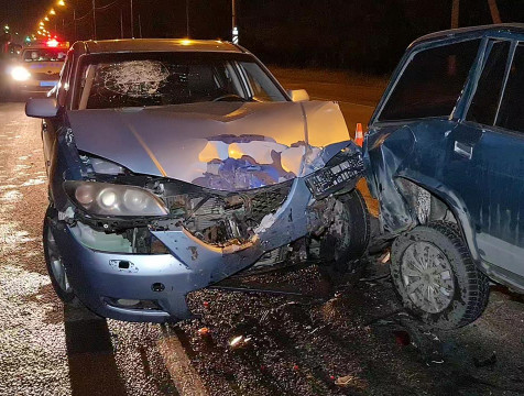Массовую аварию в Балабаново спровоцировала пробка на светофоре
