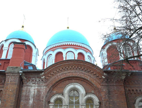 Праздничное богослужение состоялось в соборе Казанского девичьего монастыря в Калуге