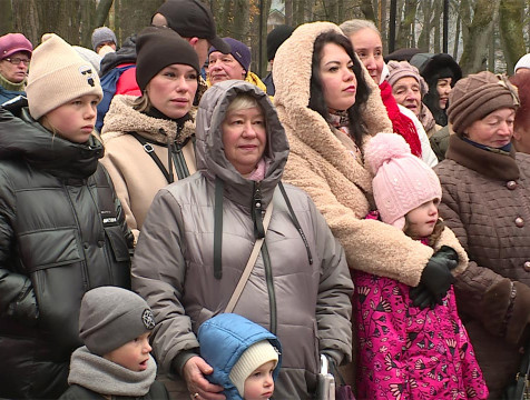 Концерт ко Дню народного единства в Калуге объединил представителей разных поколений