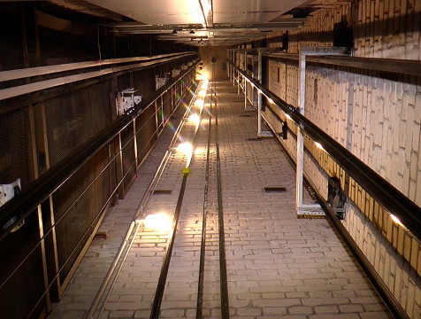 Лифты до конца года обновят в семи домах города Сосенский