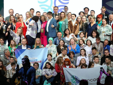 Первых финалистов проекта 